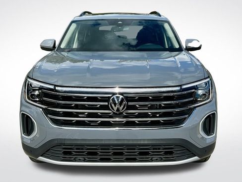 New 2026 Volkswagen Atlas SE FWD image 2