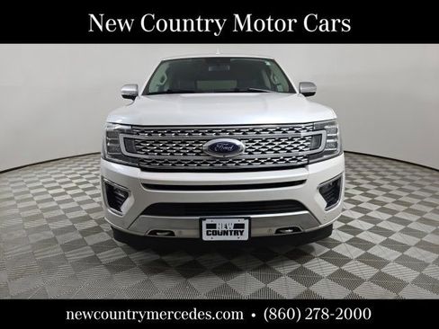 Used 2019 Ford Expedition Max Platinum AWD/4WD image 2