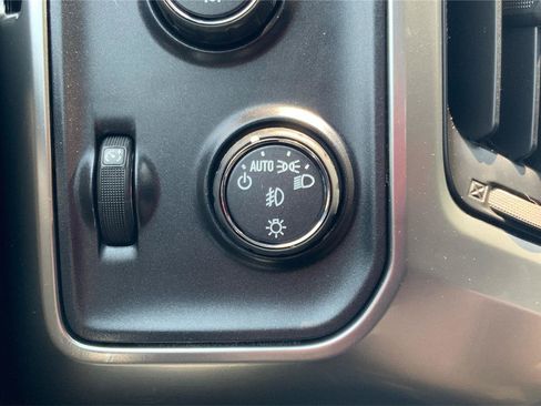Used 2017 Chevrolet Silverado 1500 LT w/ All Star Edition AWD/4WD image 17