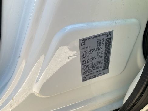 Used 2025 INFINITI QX60 Pure image 38