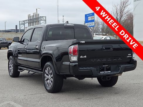 Used 2022 Toyota Tacoma Limited image 4