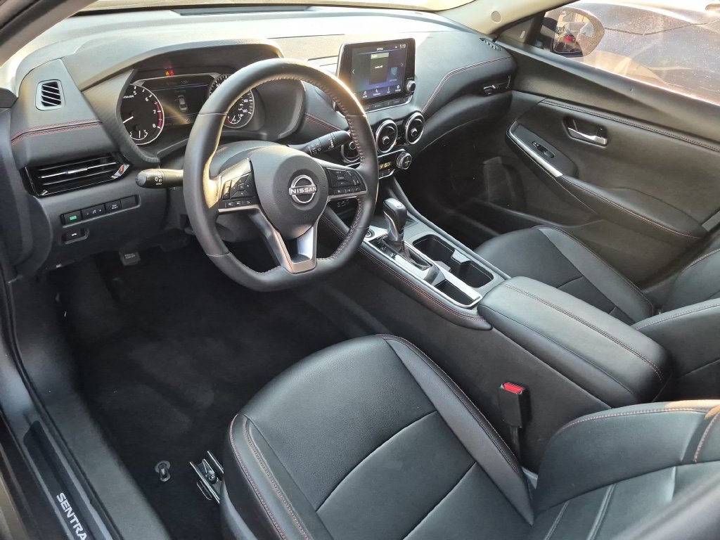 Certified 2025 Nissan Sentra SR w/ SR Premium Package FWD image 14