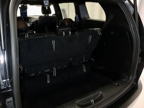 Used 2025 Chrysler Pacifica Select FWD image 12