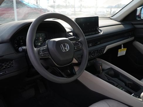 Used 2023 Honda Accord LX image 14