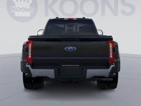 New 2026 Ford F450 XLT w/ XLT Premium Package image 7