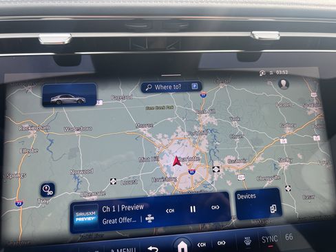 Used 2025 Mercedes-Benz E 350 Sedan image 24