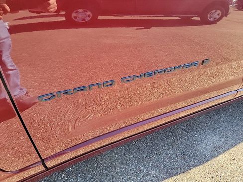 Used 2025 Jeep Grand Cherokee Limited 4xe AWD/4WD image 5