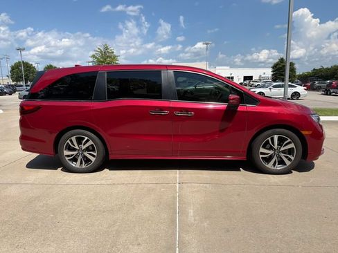 Used 2022 Honda Odyssey Touring image 6