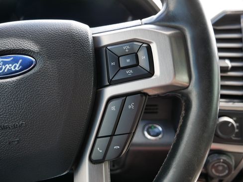 Used 2020 Ford F150 Platinum w/ Equipment Group 701A Luxury AWD/4WD image 30