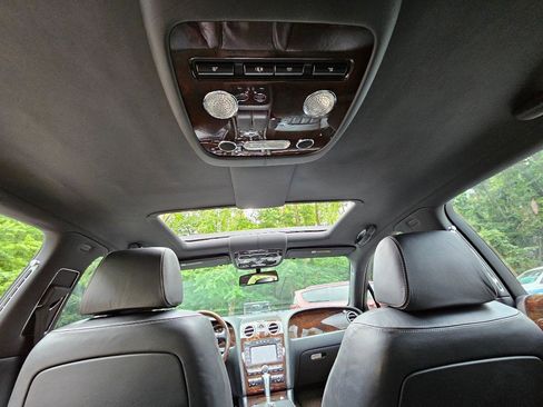 Used 2009 Bentley Flying Spur Flying Spur image 39