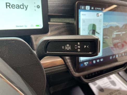 Used 2023 Rivian R1T Adventure image 22