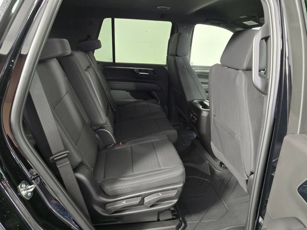 Used 2026 Chevrolet Tahoe LS w/ LPO, Dark Essentials Package AWD/4WD image 12