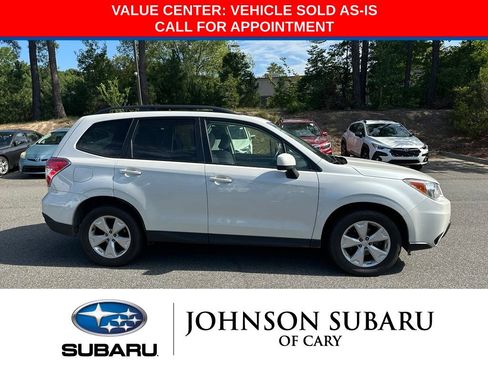 Used 2015 Subaru Forester 2.5i Premium AWD/4WD image 4