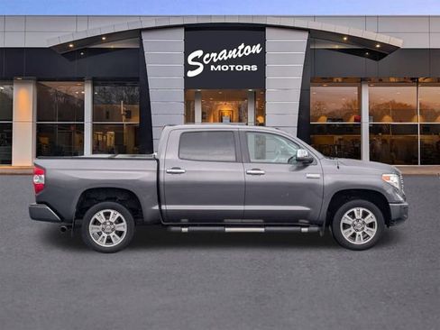 Used 2017 Toyota Tundra Platinum AWD/4WD image 6