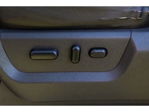 Used 2014 Ford F250 Lariat w/ Lariat Ultimate Package image 16