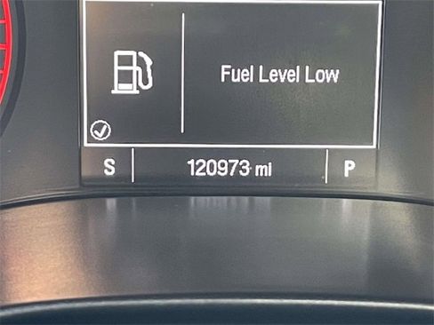 Used 2015 Chevrolet Colorado LT w/ LT Convenience Package image 25