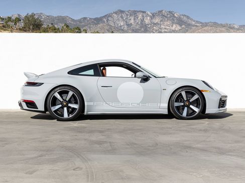 Certified 2023 Porsche 911 Sport Classic RWD image 8