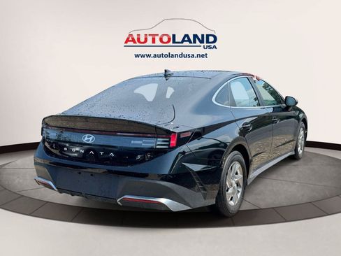 Used 2025 Hyundai Sonata SE FWD image 4