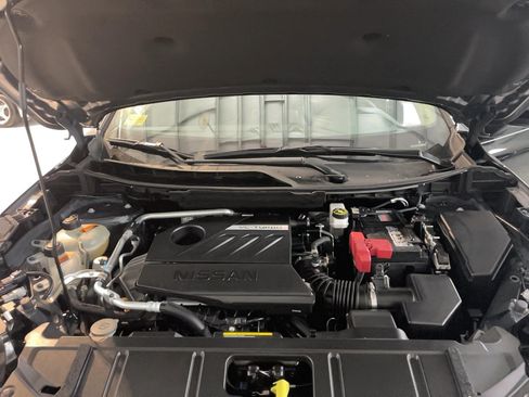 Used 2025 Nissan Rogue SV image 22