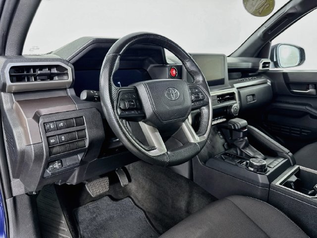 Used 2024 Toyota Tacoma TRD Off-Road AWD/4WD image 9