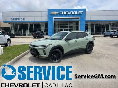 New 2026 Chevrolet Trax ACTIV w/ Driver Confidence Package FWD image 1