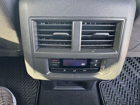 Used 2021 Volkswagen Atlas S AWD/4WD image 23