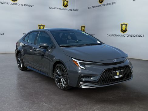 Used 2026 Toyota Corolla SE w/ SE Package FWD image 7