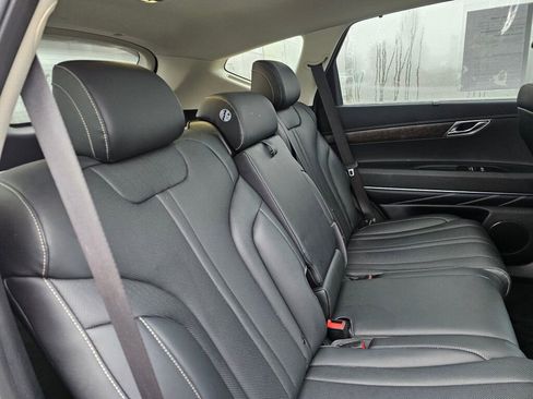 Used 2024 Genesis GV80 3.5T image 16