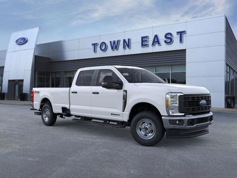 New 2026 Ford F250 XL w/ FX4 Off-Road Package image 7