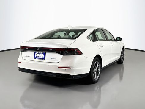 Certified 2024 Honda Accord EX-L image 5