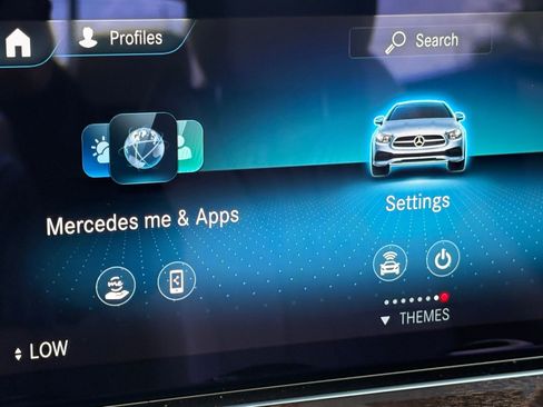 Used 2023 Mercedes-Benz E 450 4MATIC Coupe image 34