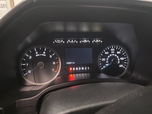 Used 2017 Ford F150 XLT w/ Equipment Group 302A Luxury AWD/4WD image 20
