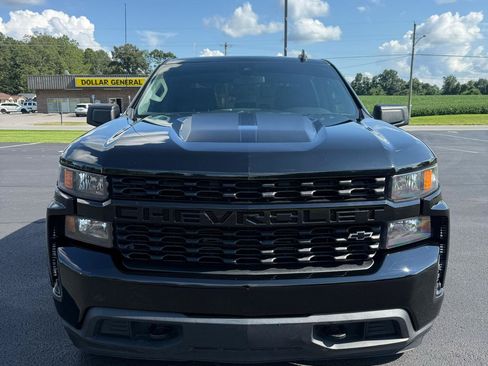 Used 2021 Chevrolet Silverado 1500 Custom w/ Rally Edition AWD/4WD image 8