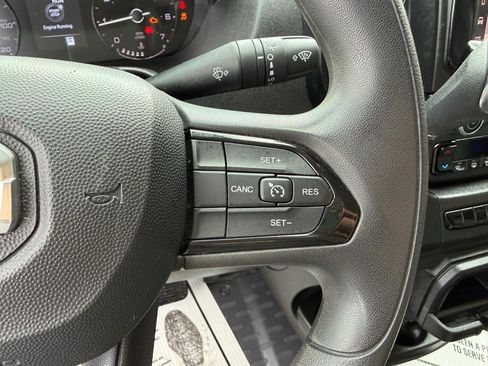 Used 2023 RAM ProMaster 2500 FWD image 12