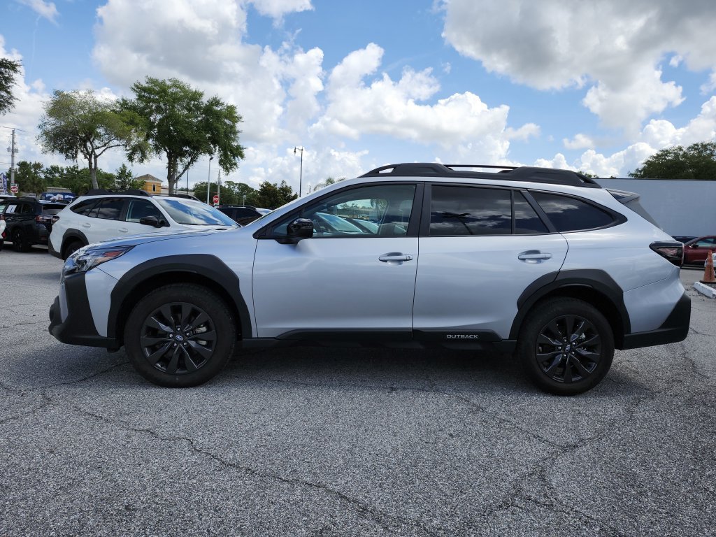Certified 2025 Subaru Outback Onyx Edition AWD/4WD image 6