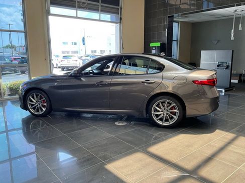 Used 2022 Alfa Romeo Giulia Ti w/ Active Assist Plus Package AWD/4WD image 4