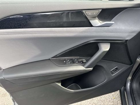 New 2026 Volkswagen Tiguan SE AWD/4WD image 12