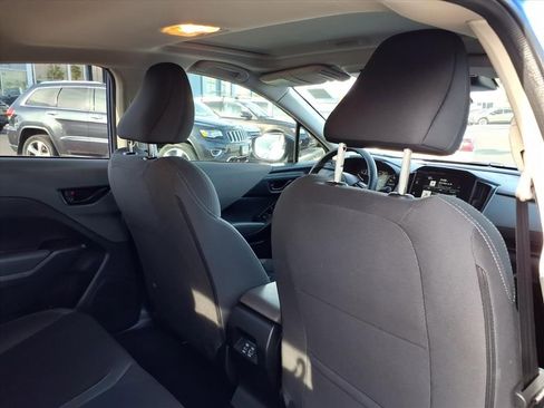 Certified 2025 Subaru Crosstrek 2.0i Premium image 19