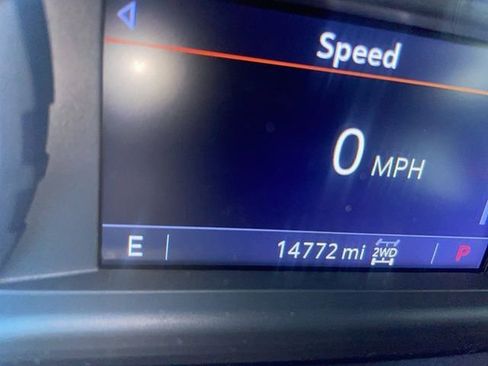 Used 2022 Chevrolet Silverado 1500 LT w/ Safety Package image 7