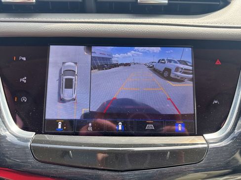 Used 2024 Cadillac XT6 Premium Luxury w/ Technology Package AWD/4WD image 10