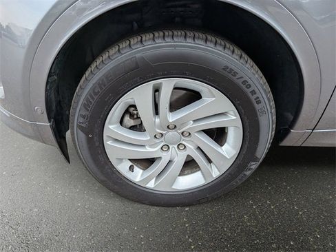 Used 2024 Land Rover Discovery Sport S image 4