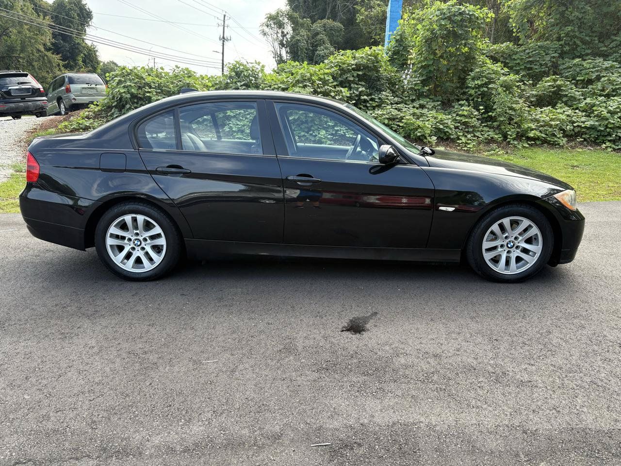 Used 2006 BMW 325i Sedan RWD image 2