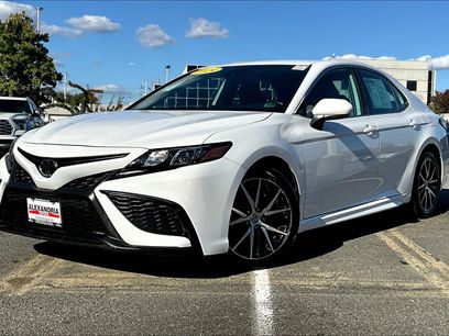 Used 2024 Toyota Camry SE