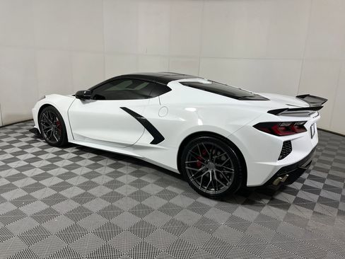 Used 2021 Chevrolet Corvette Stingray Preferred Cpe w/ 2LT image 2