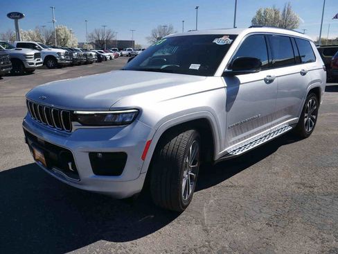 Certified 2023 Jeep Grand Cherokee L Overland image 4