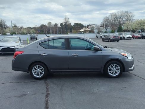 Used 2019 Nissan Versa SV w/ SV Special Edition Package image 4