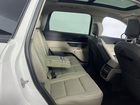 Used 2024 Lincoln Nautilus Reserve w/ Equipment Group 202A image 36