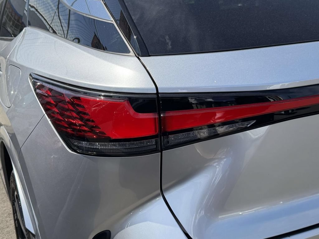 Used 2023 Lexus RX 350 Premium w/ Accessory Package (K3) AWD/4WD image 11