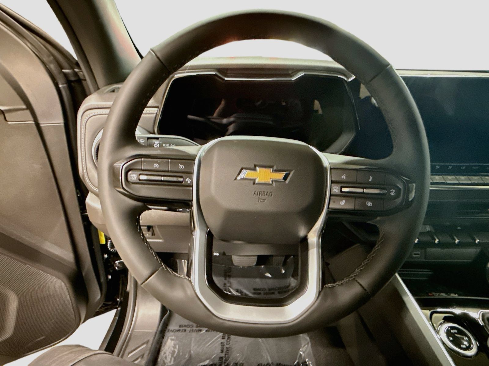 New 2026 Chevrolet Colorado LT w/ LT Convenience Package AWD/4WD image 12