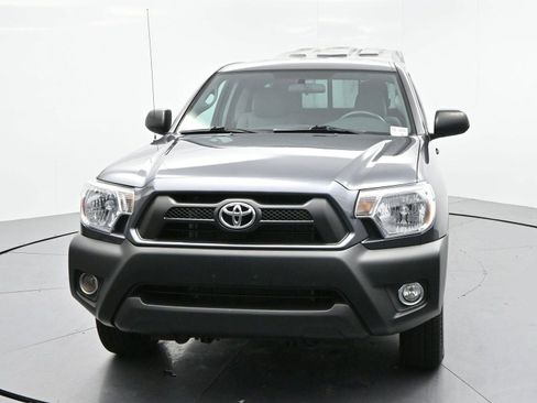 Used 2014 Toyota Tacoma 2WD Access Cab image 2
